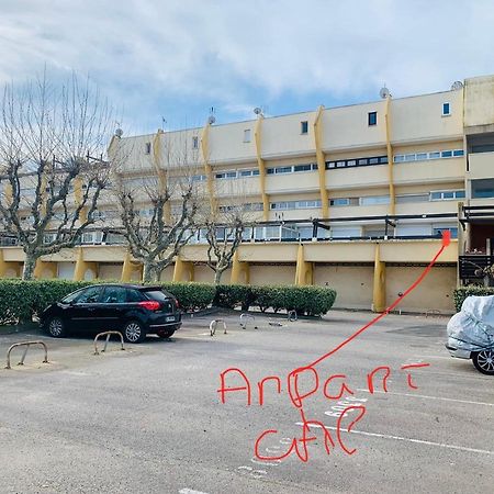 Nid Douillet Dans Les Coursives Du Village Naturiste Du Cap D آجد المظهر الخارجي الصورة